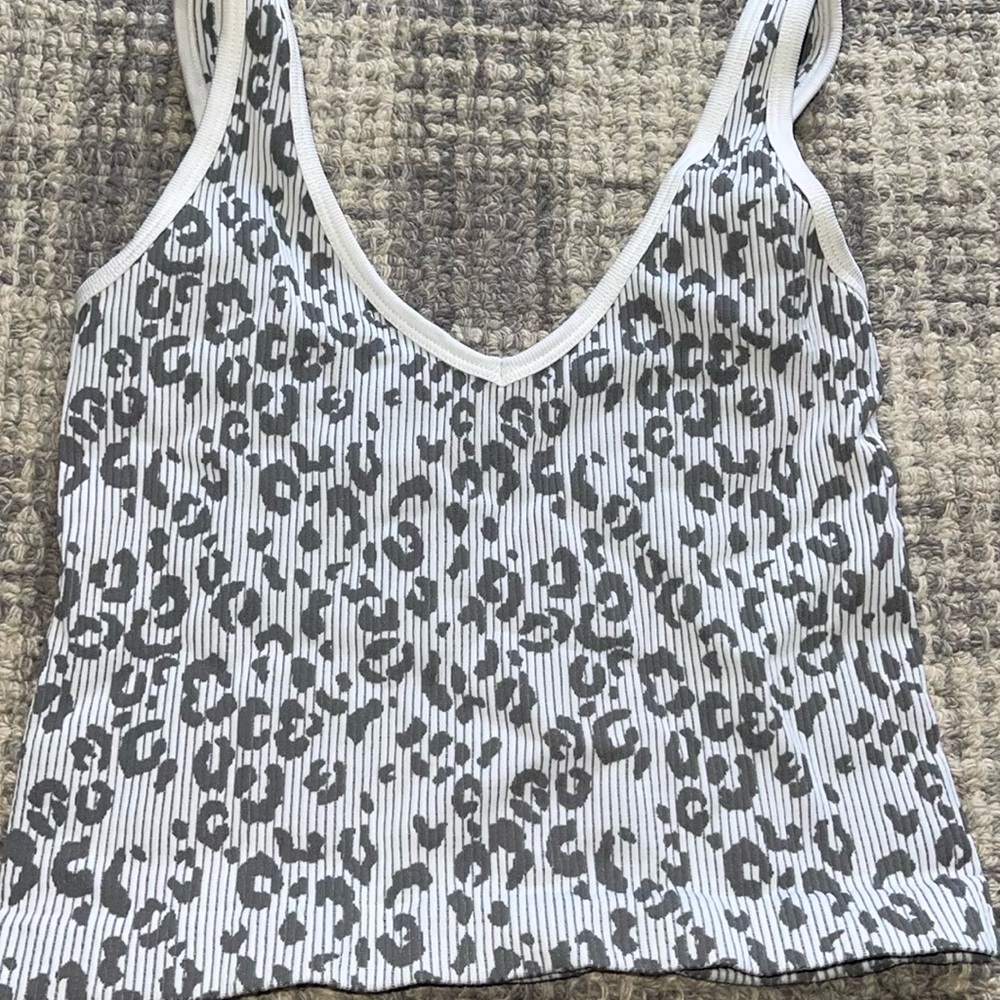 Cropped tank